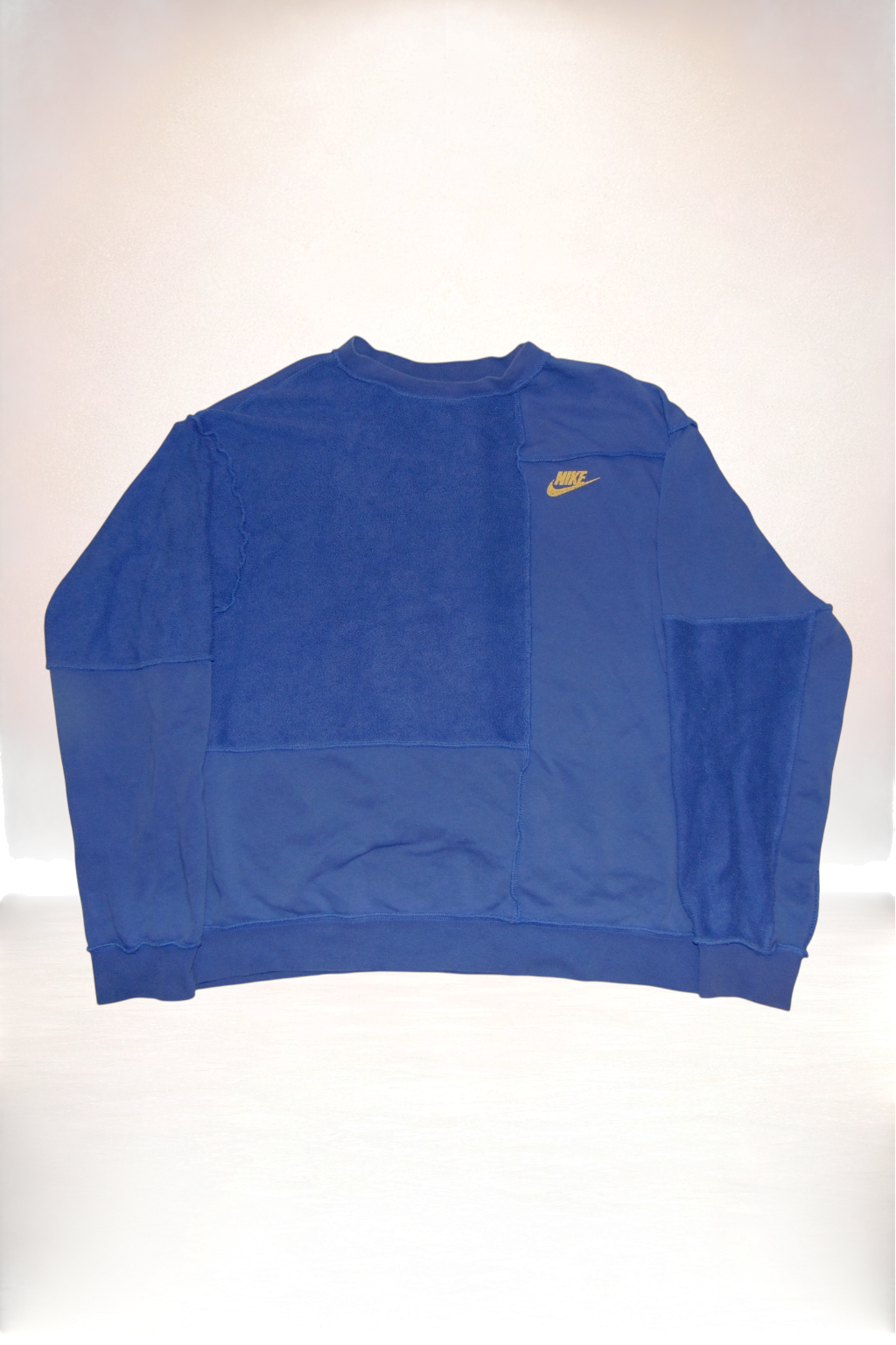 Nike Vintage Frottee Pullover Lila - Größe L | Selected Piece