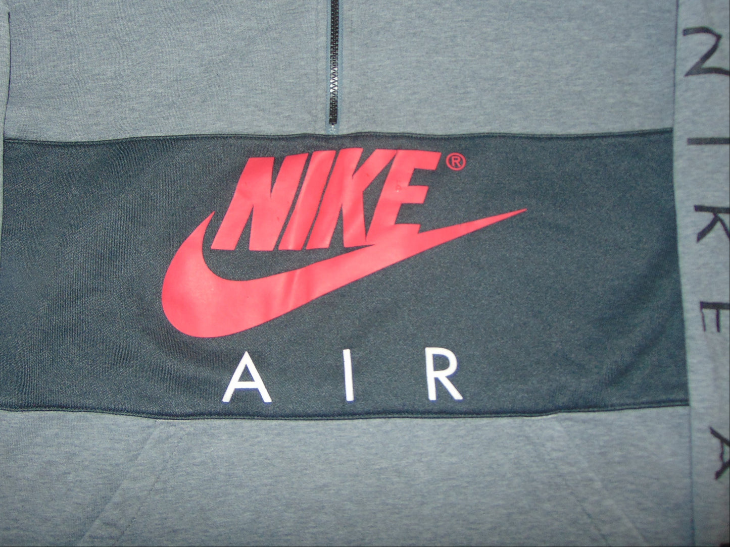 Nike Air Quarter Zip Grau/Schwarz - Größe S | Selected Piece